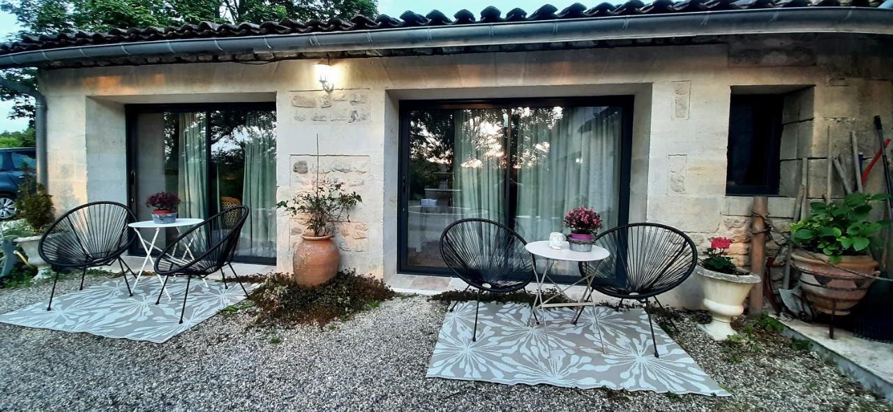 Aux Tuileries Nord B&B Créon Exterior foto